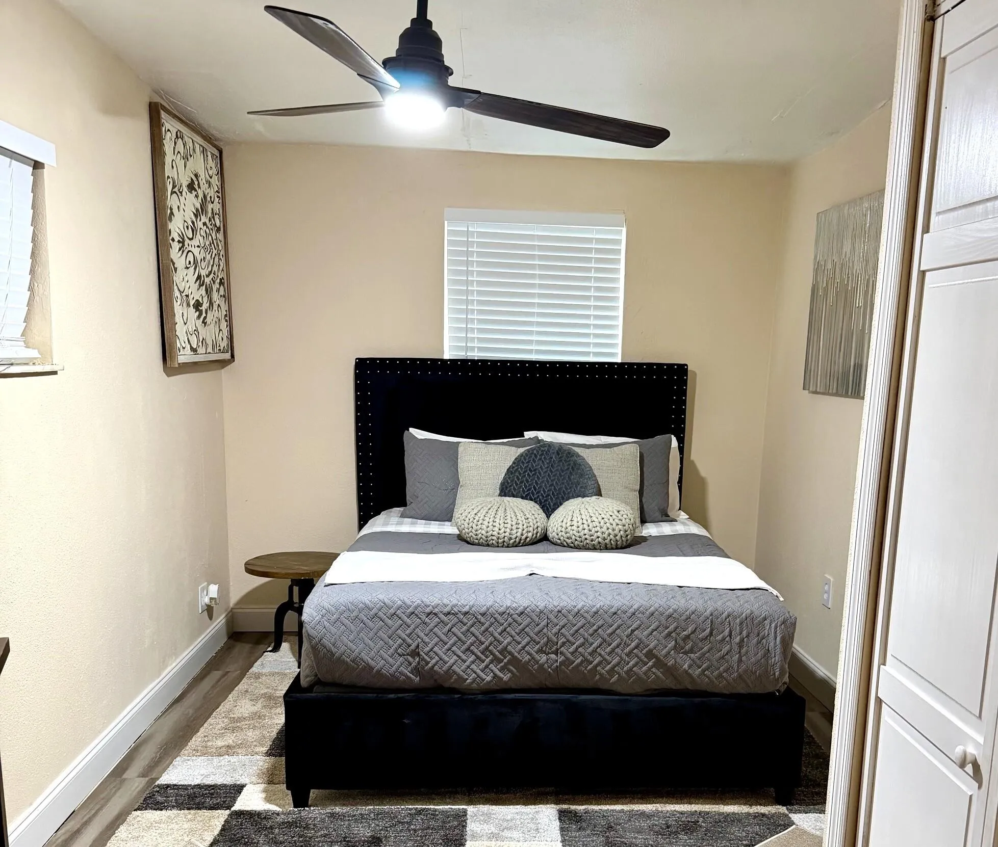 dukes bed 1