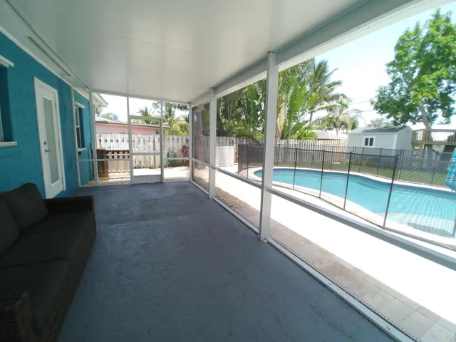 Canal Screened patio