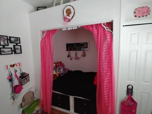 Canal Bedroom 3