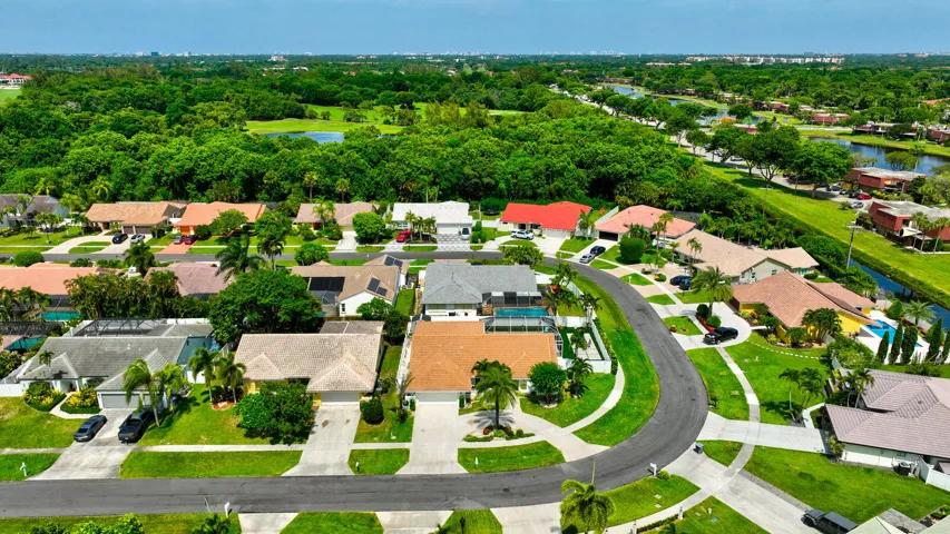 DJI_0699_700_701_702_703
