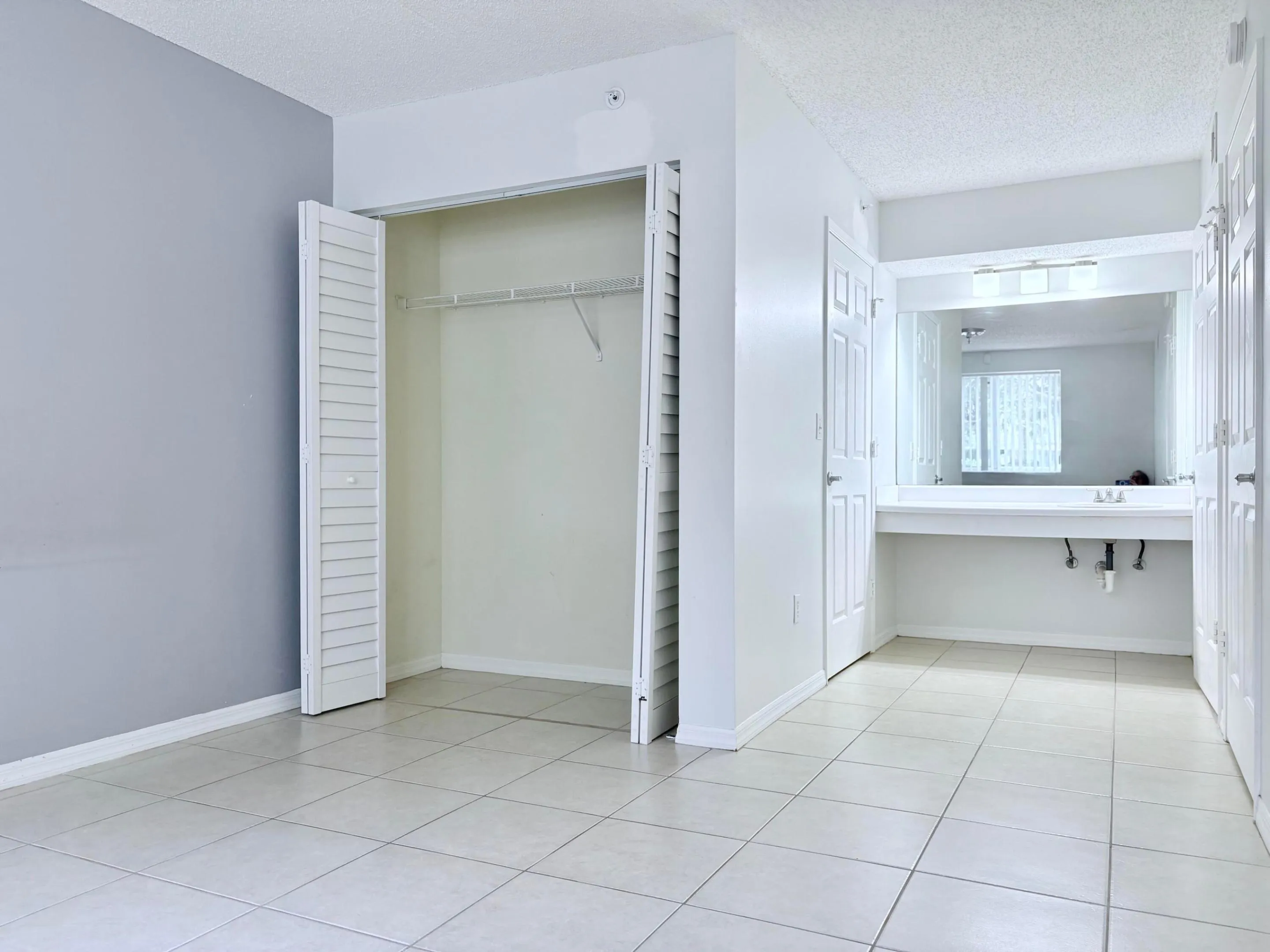 Spacious bedroom with walk in closet and a 2nd closet.
