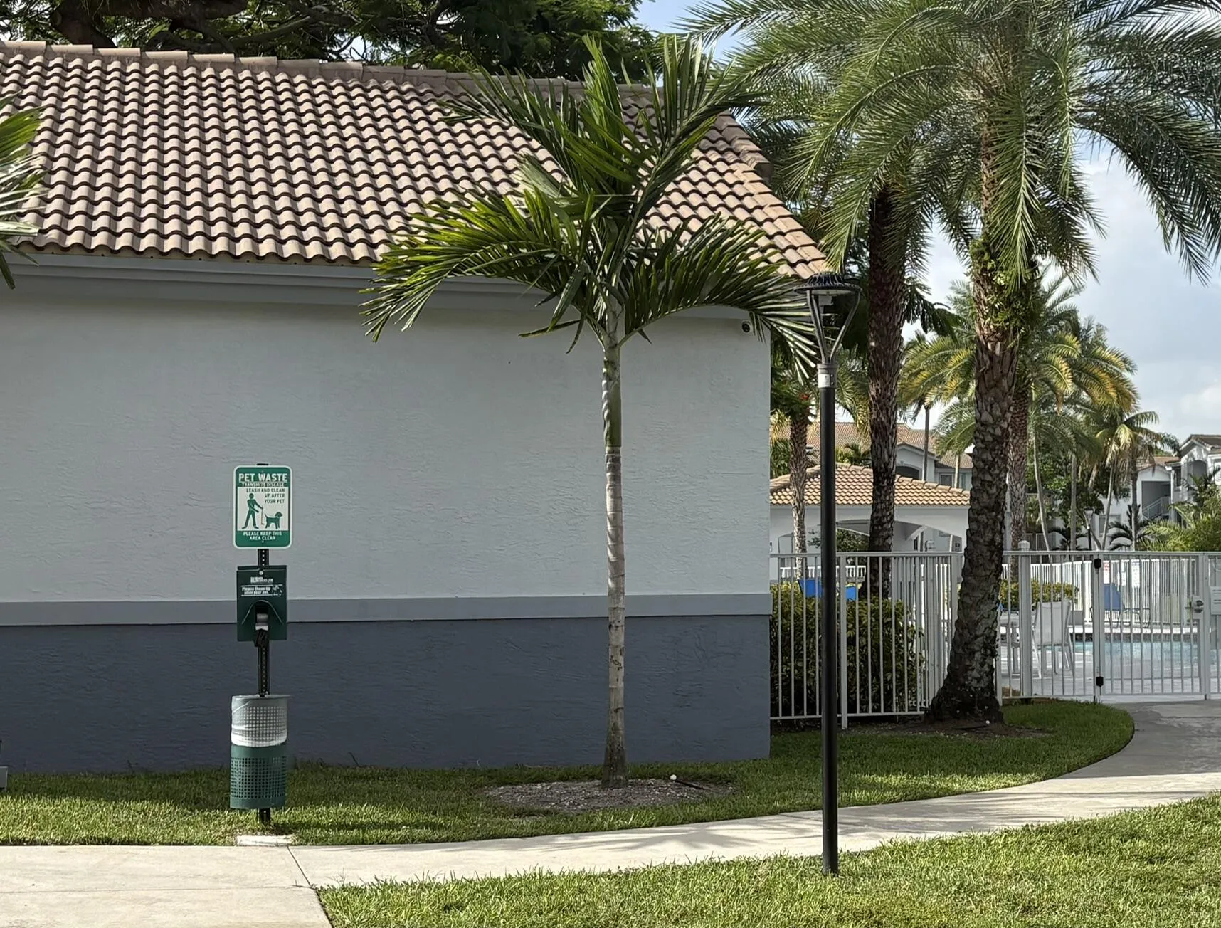 Dog friendly! Dog stations.