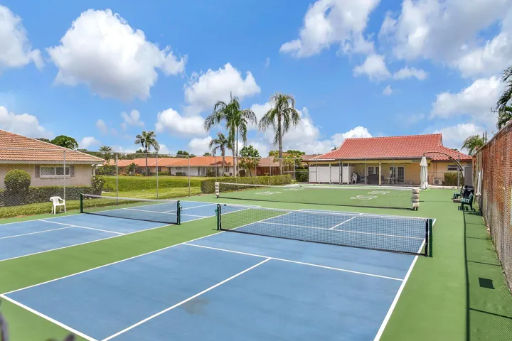 PICKLEBALL COURTS