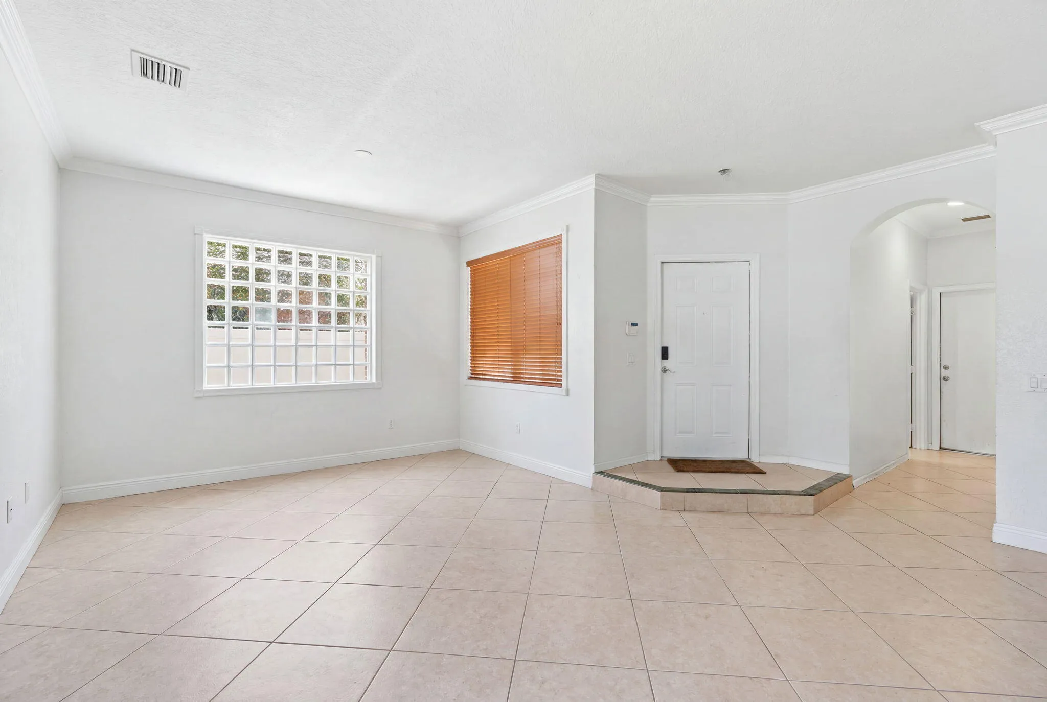 14-web-or-mls-11431_Sage_Meadow_Ter_014
