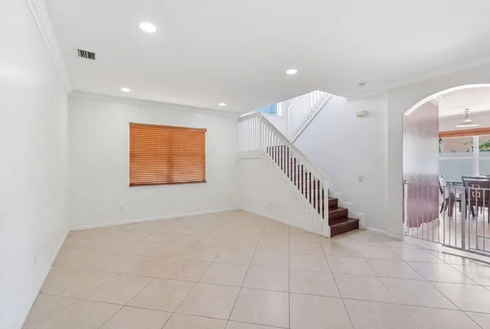 10-web-or-mls-11431_Sage_Meadow_Ter_009