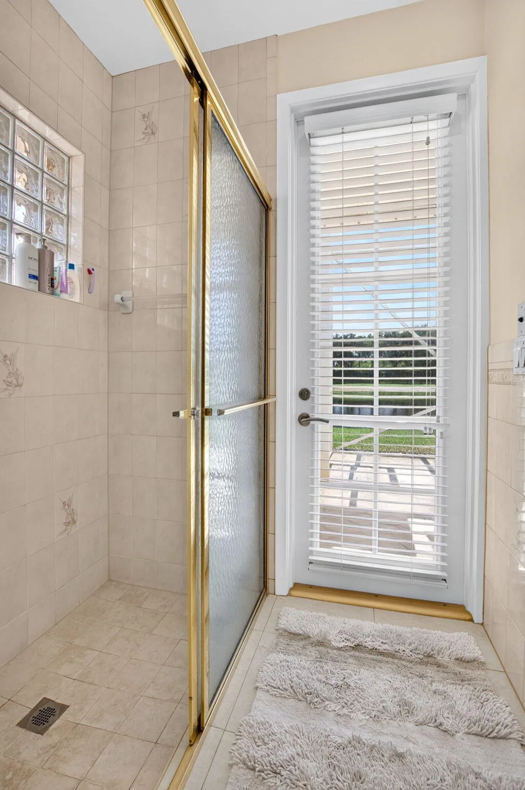 3rd full bath/cabana bath