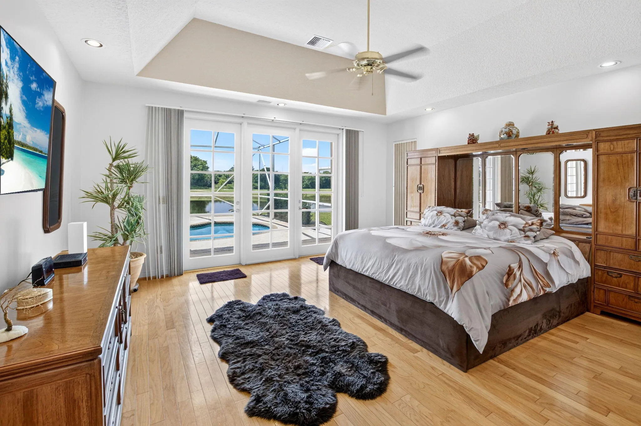 primary bedroom