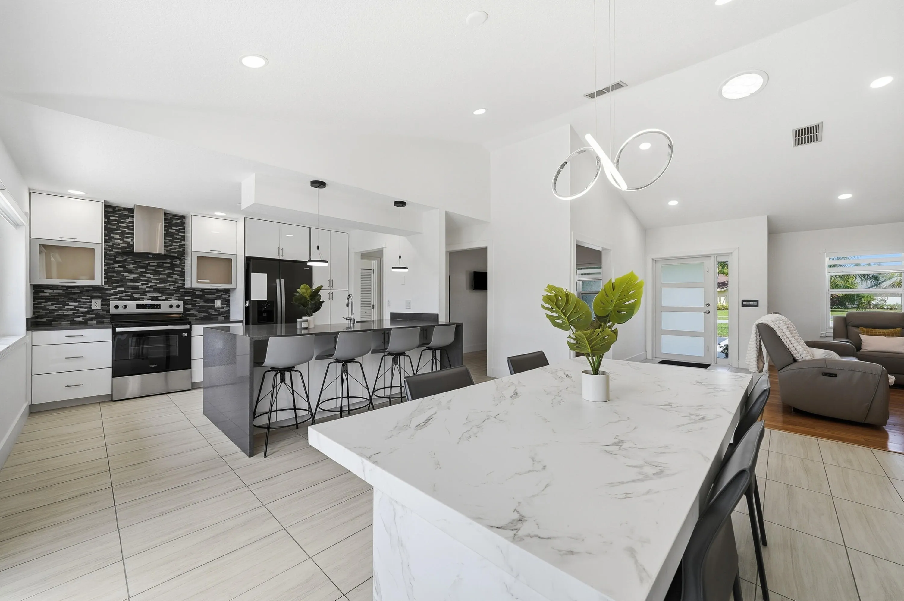 Kitchen/Dining