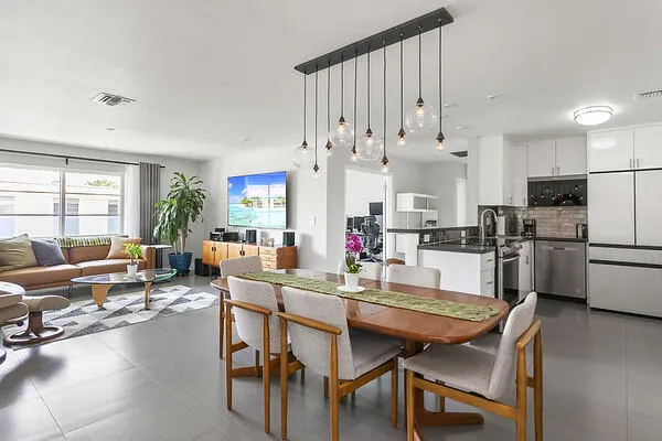 Dining RM