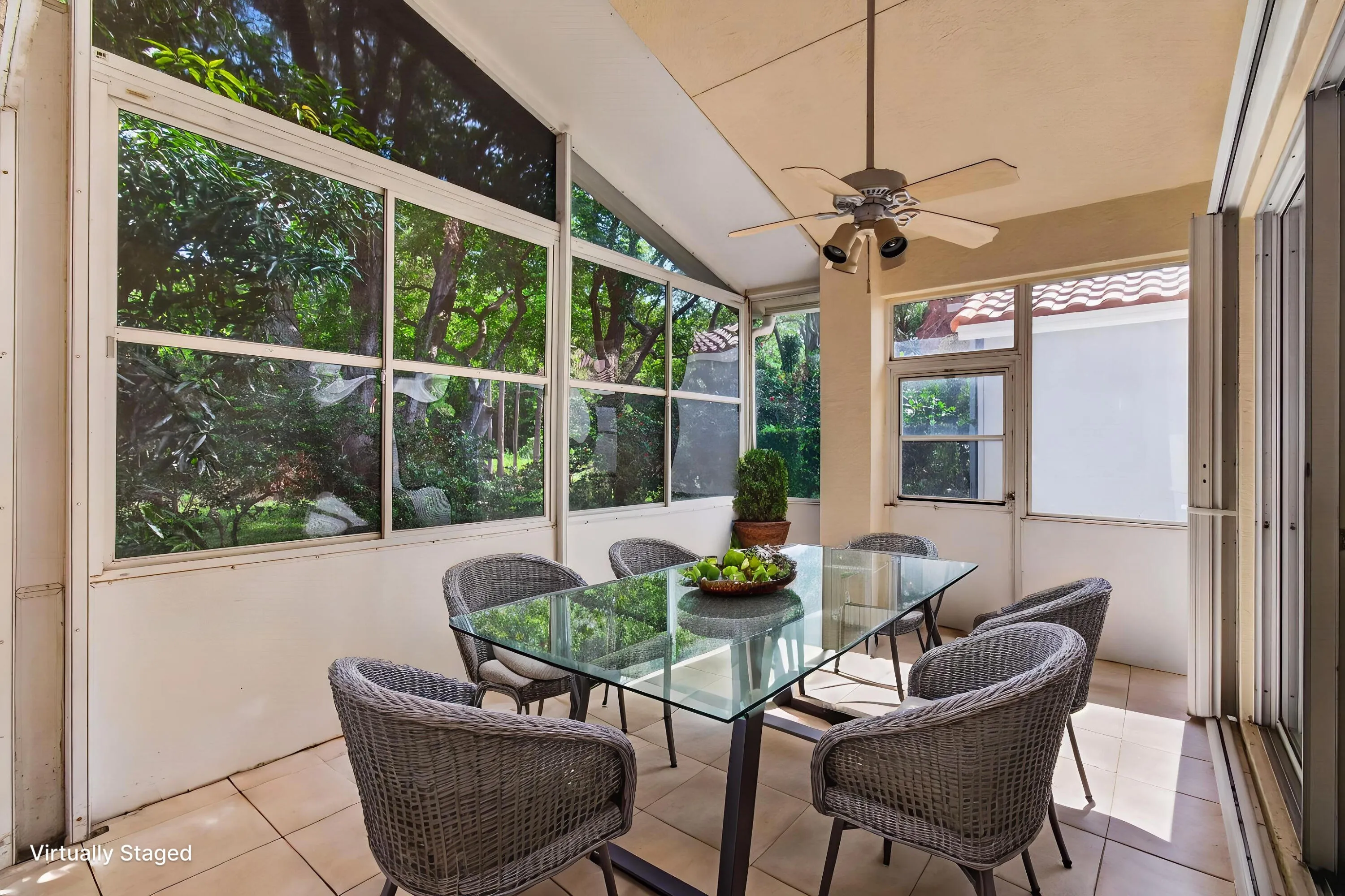 VIRTUAL STAGING PATIO - Outdoor - Luxury