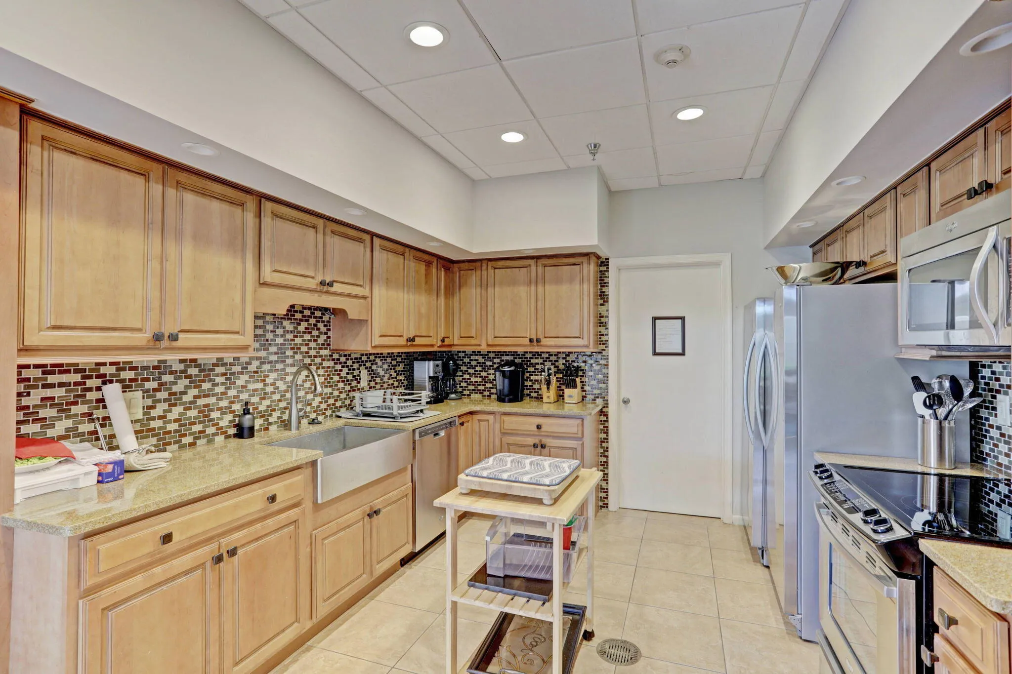 Ocean Lounge Kitchen