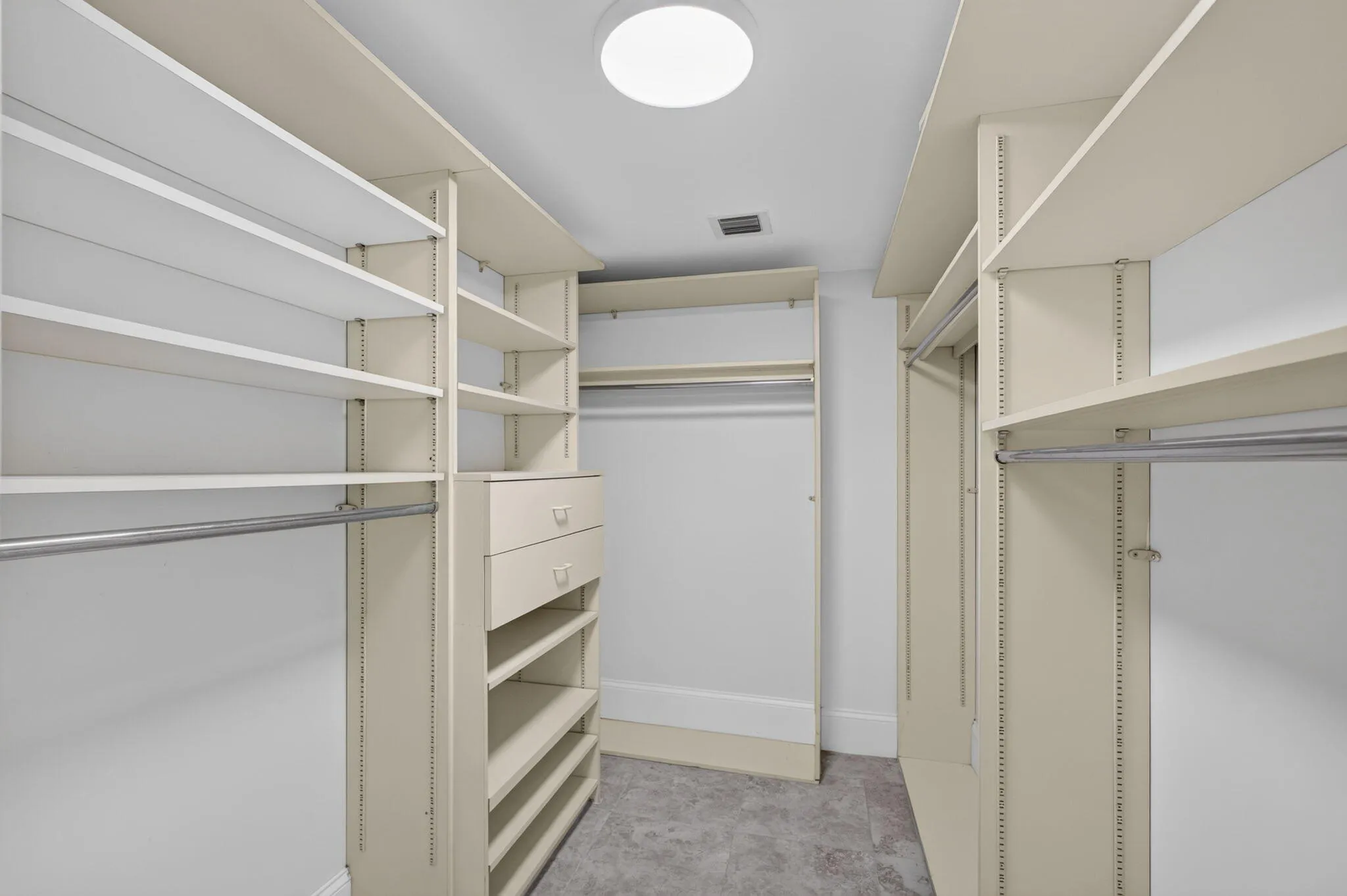 Master Walk In Closet