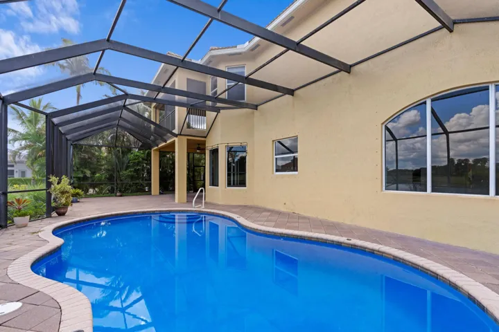 Pool/Patio