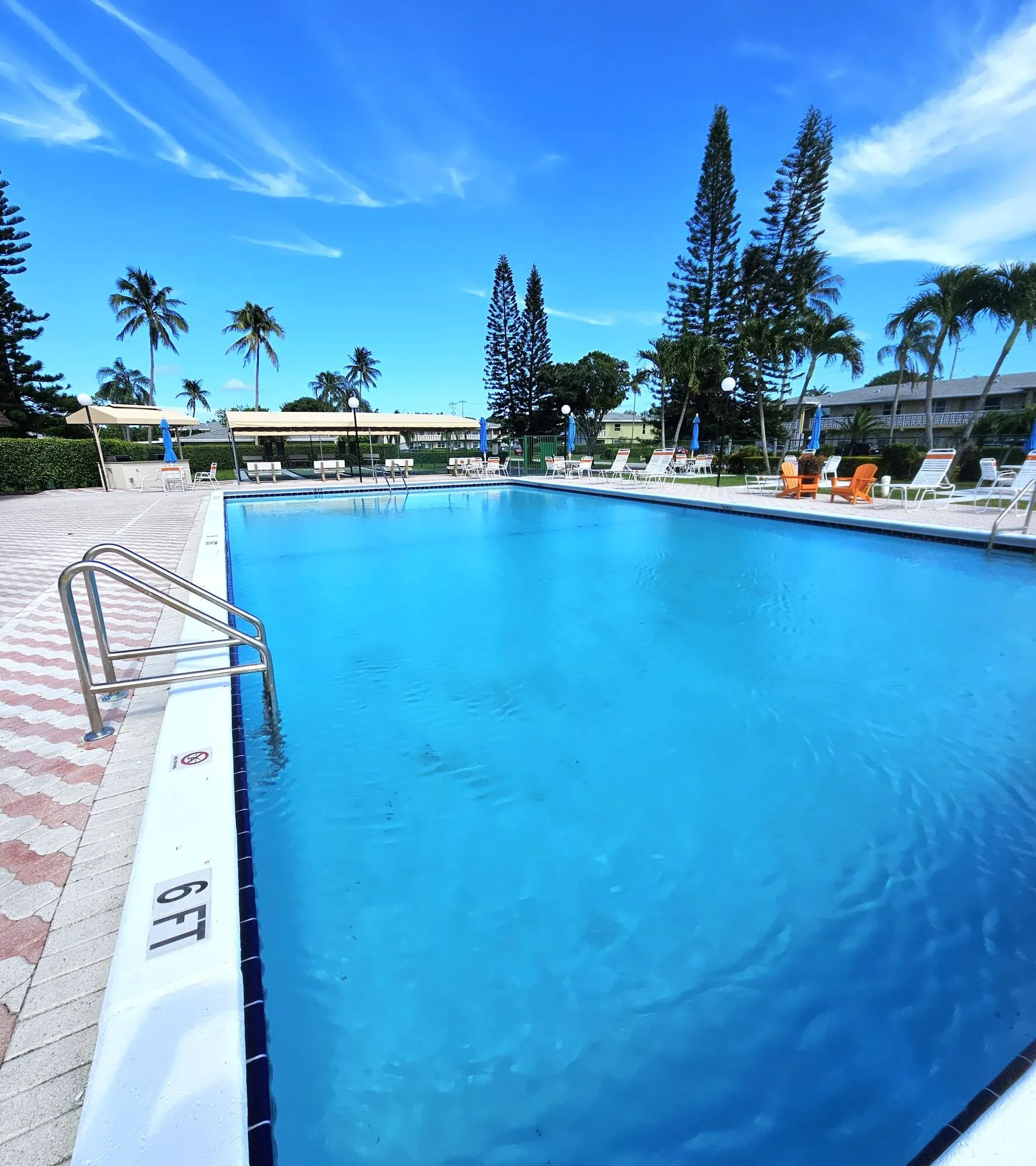 Club Pool
