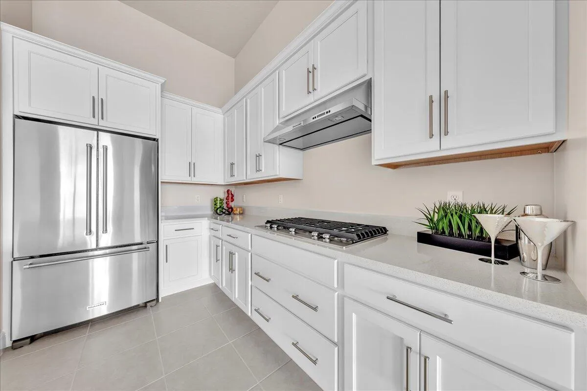 25-306A9124