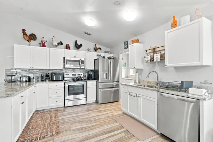 11_kitchen