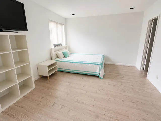 bedroom2