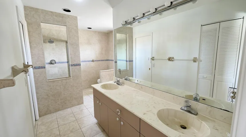 jack and jill bath