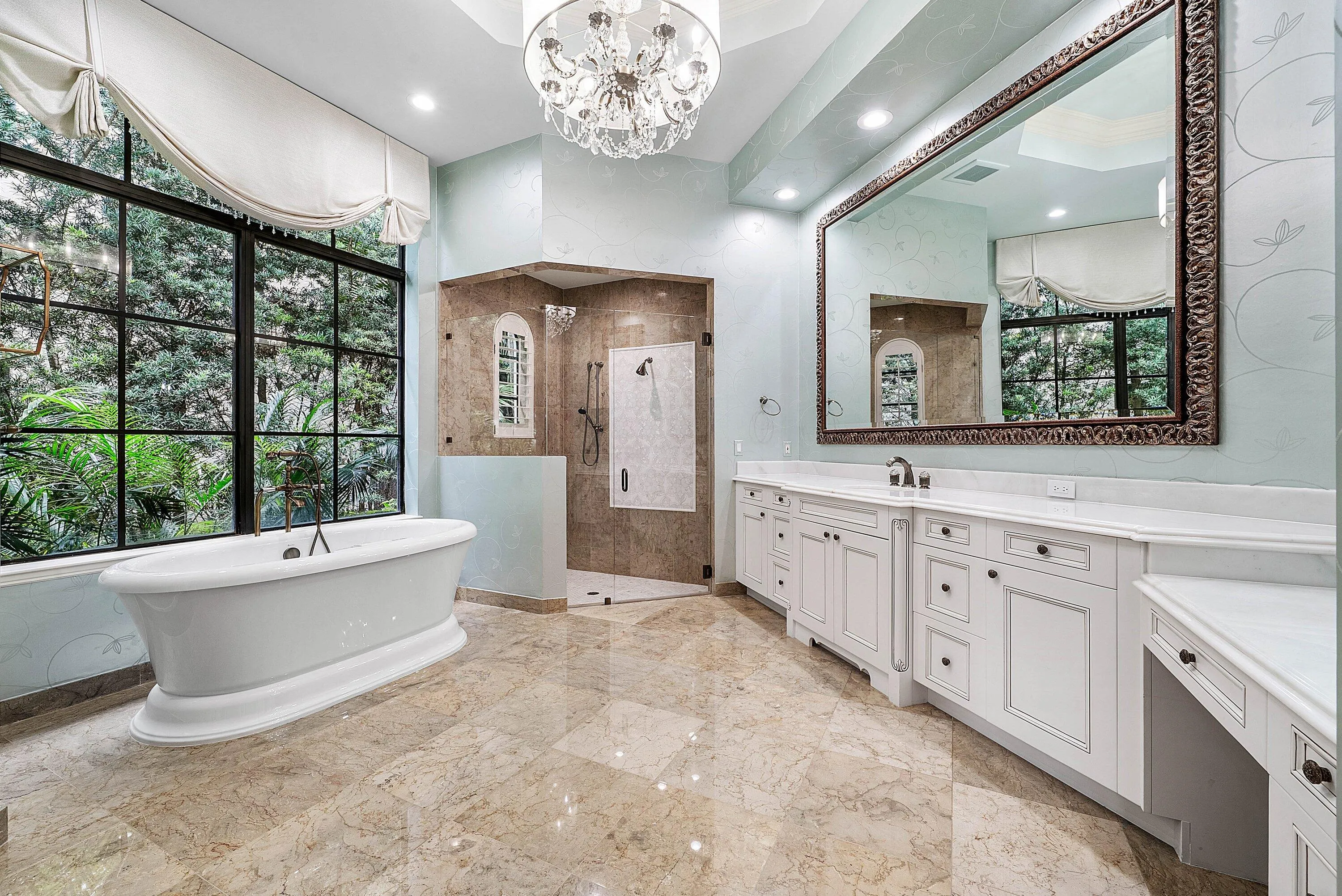 Hers Bath