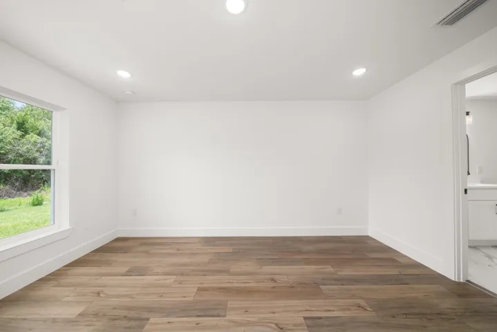 interior - master bedroom 3