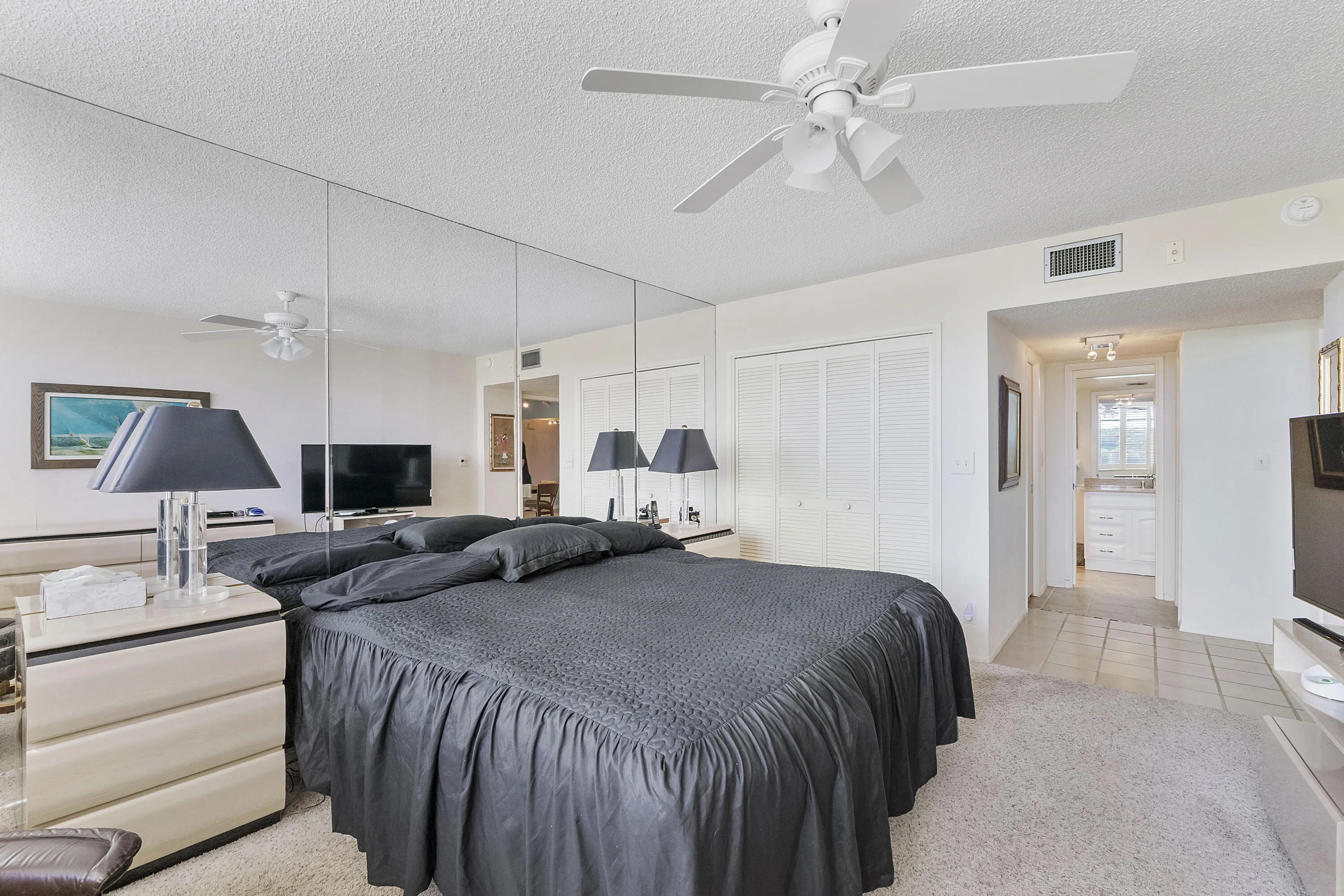 Master bedroom with en suite full bathroom.