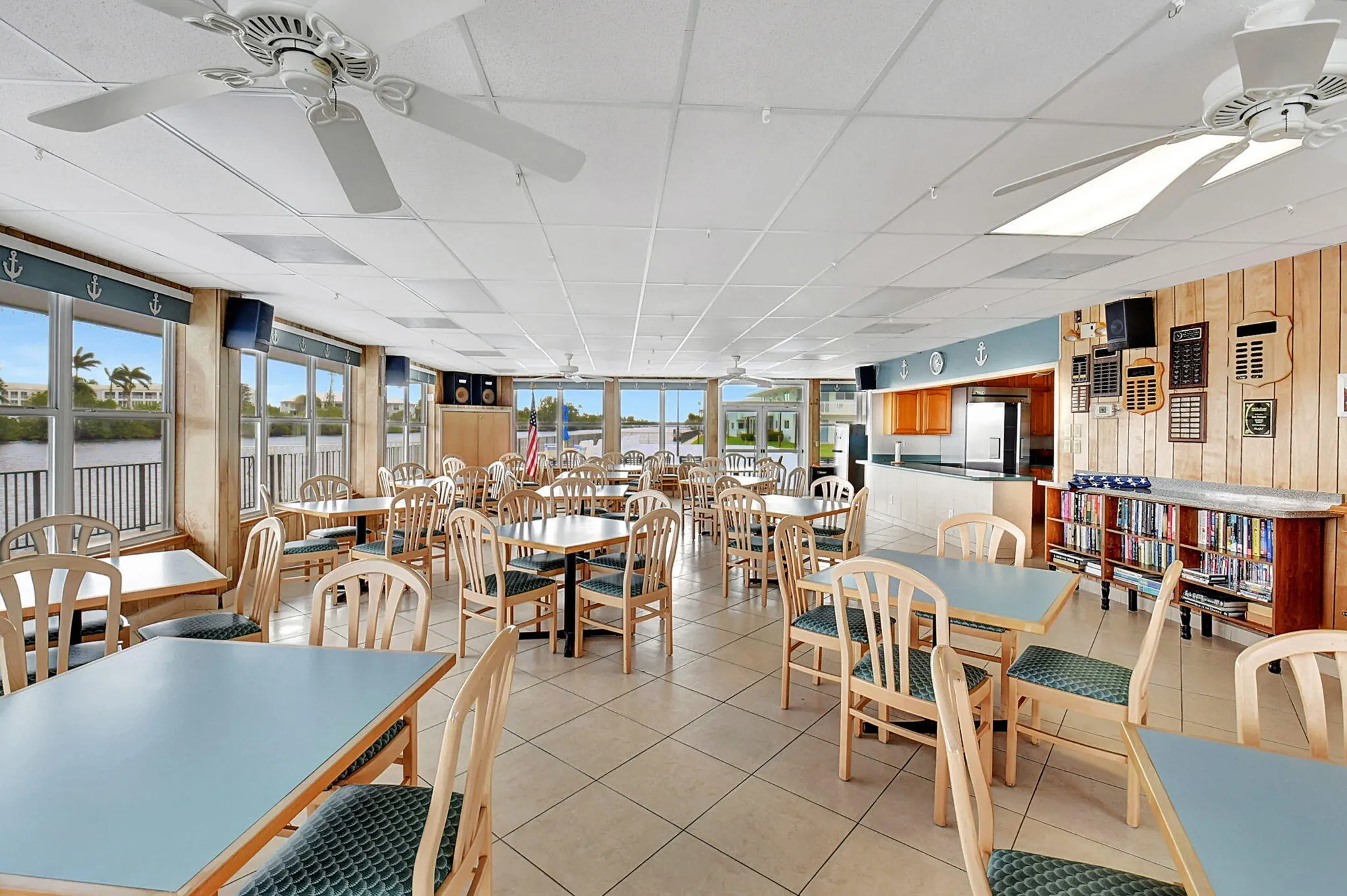 2430 S Federal Hwy 2