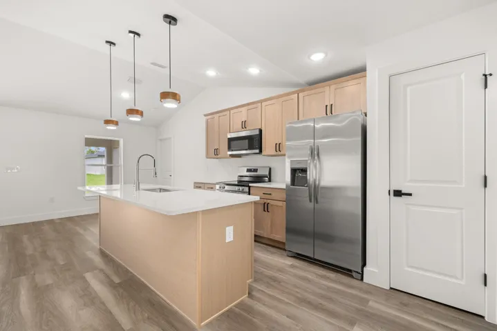 interior - kitchen 3