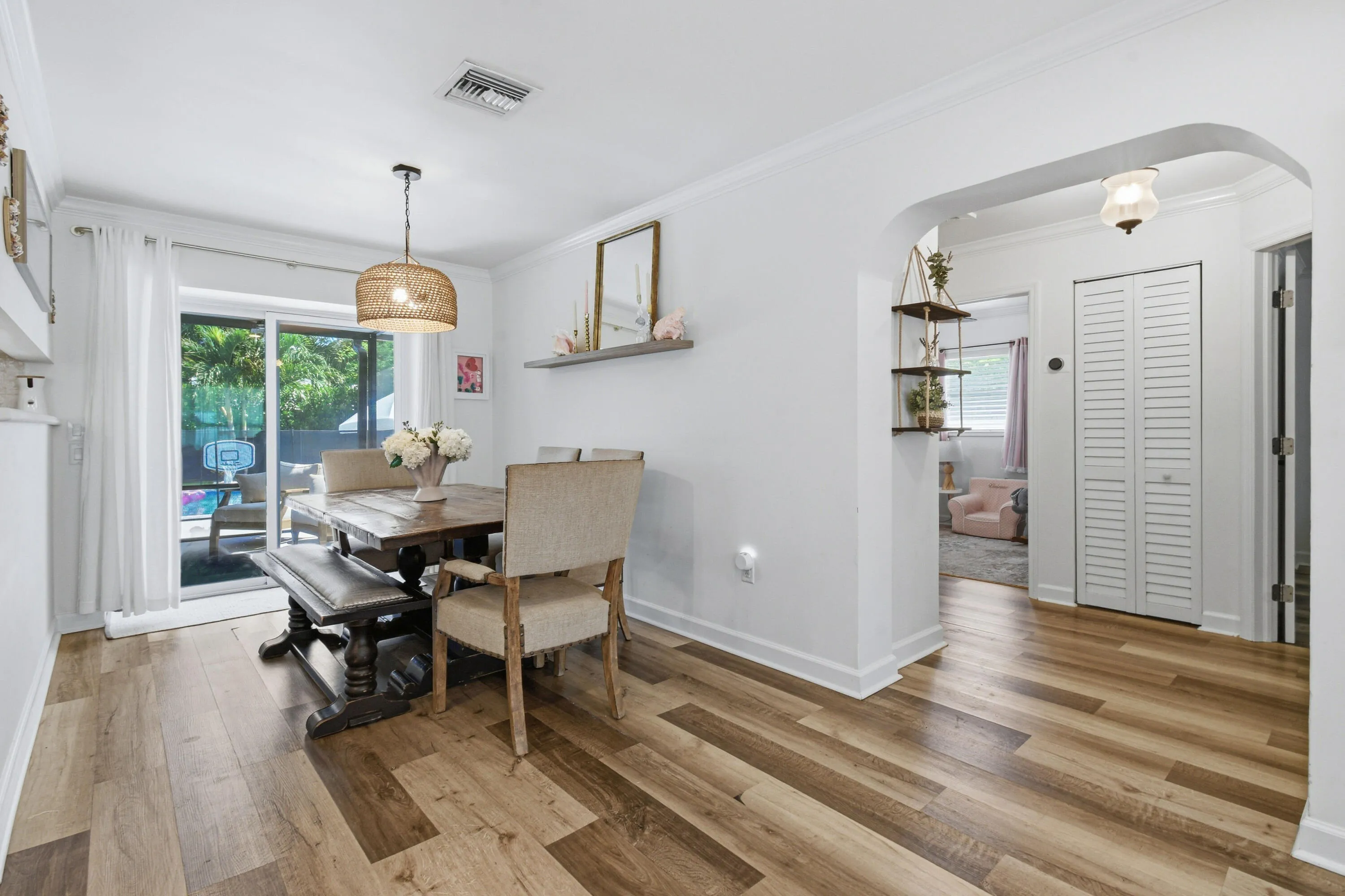 2427CountryOaksLn-Interiors(16)