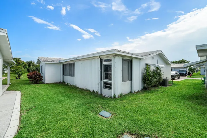 028-114Southwest8thCourt-BoyntonBeach-FL