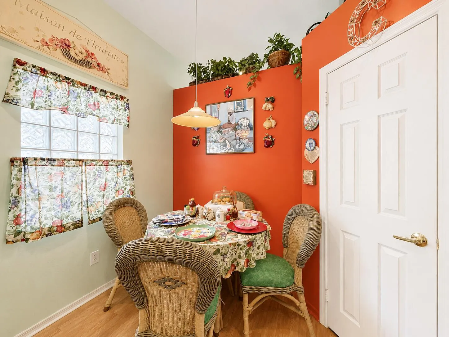 Cozy floral breakfast nook