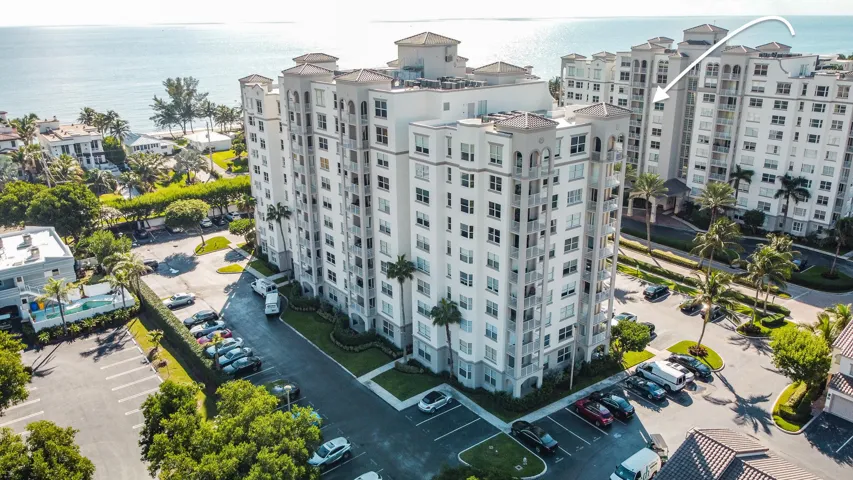 Luxury condo on high floor with Ocean views.