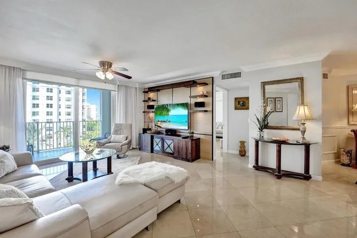 Highland Beach Club 2-603