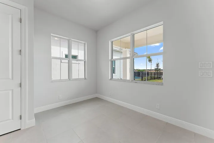 017-12550NautilusCir-WestPalmBeach-SMALL