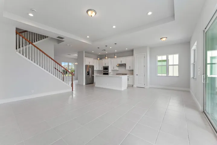 020-12550NautilusCir-WestPalmBeach-SMALL