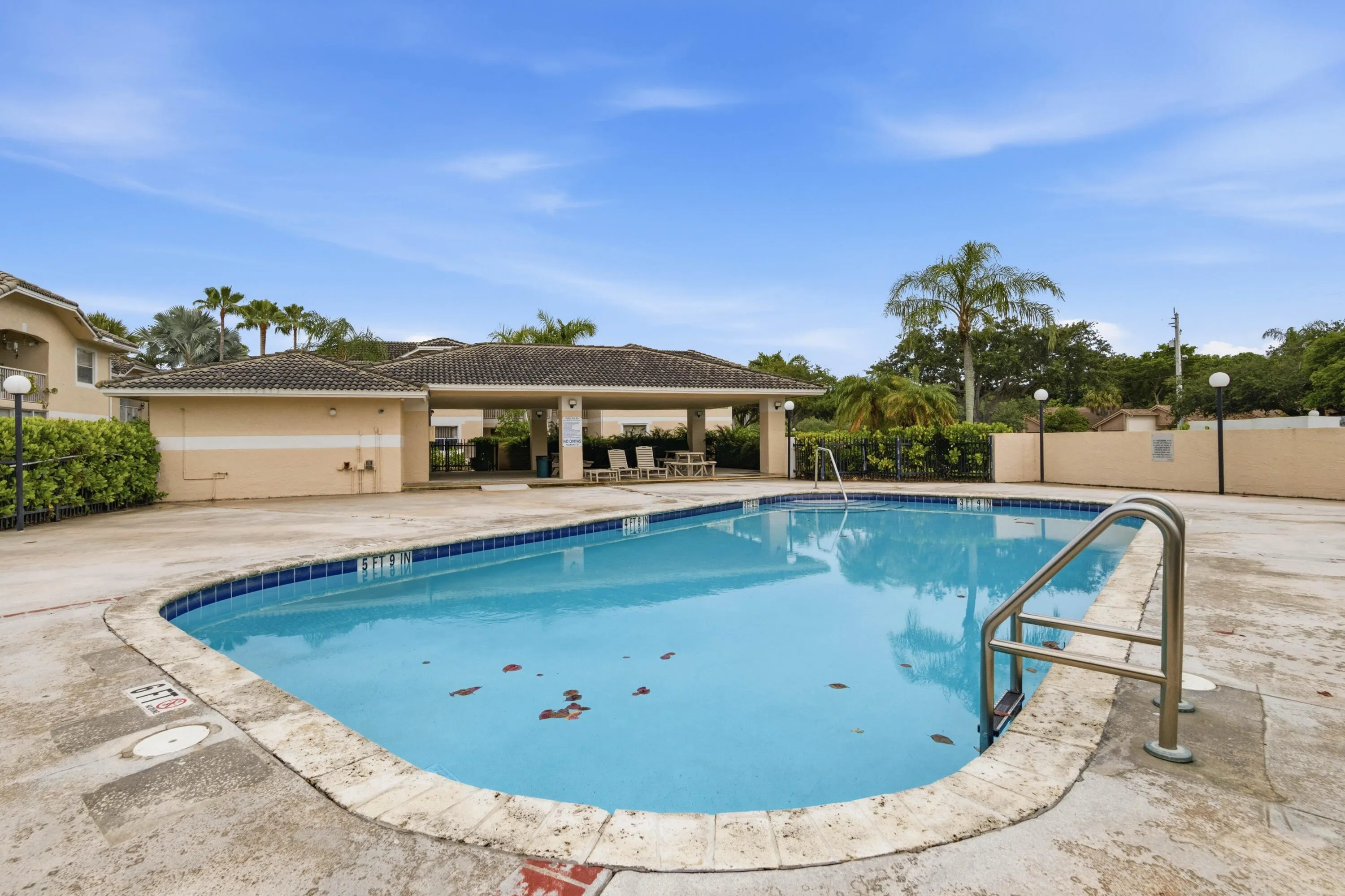 12069 Royal Palm Blvd_026