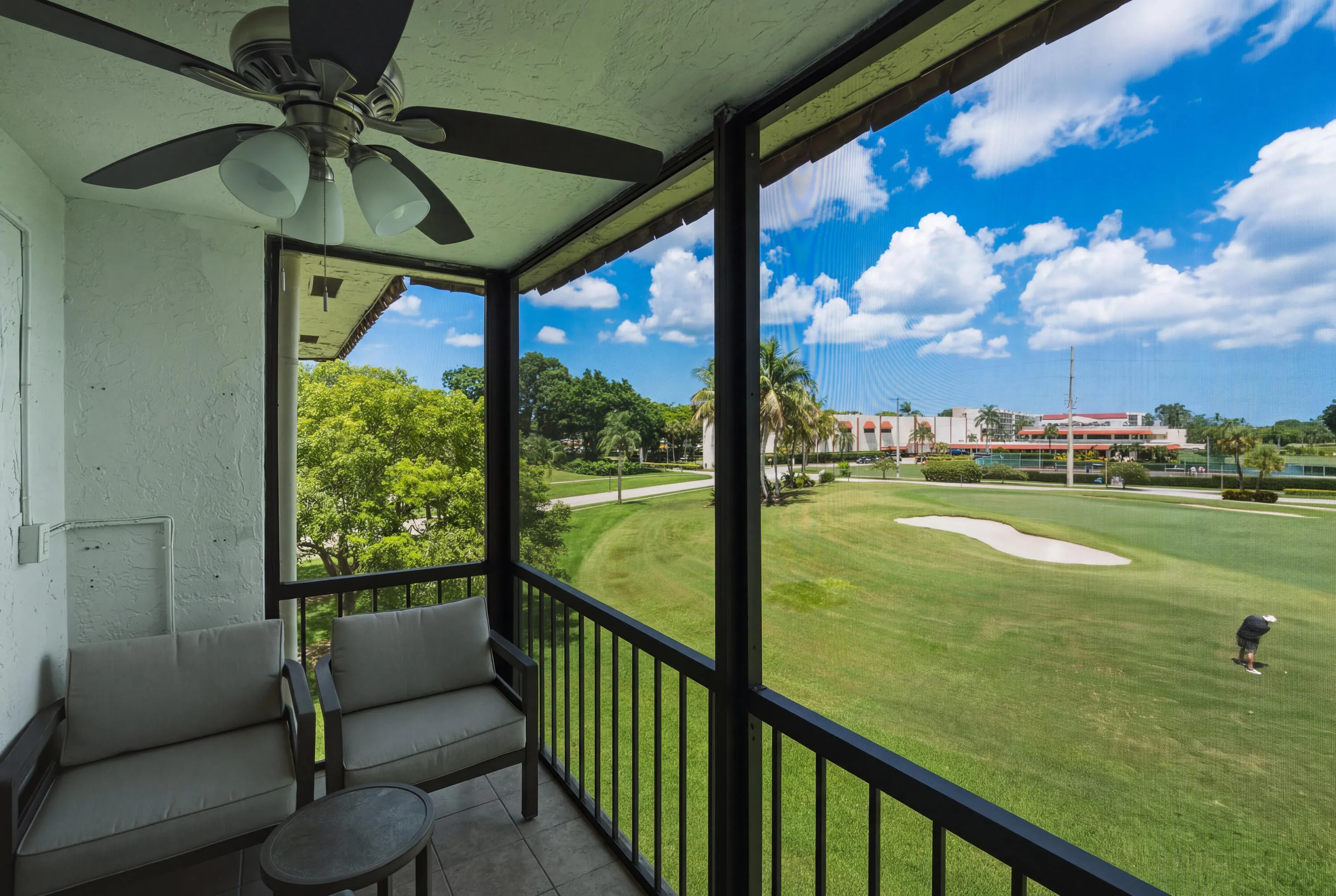 21. Balcony Left