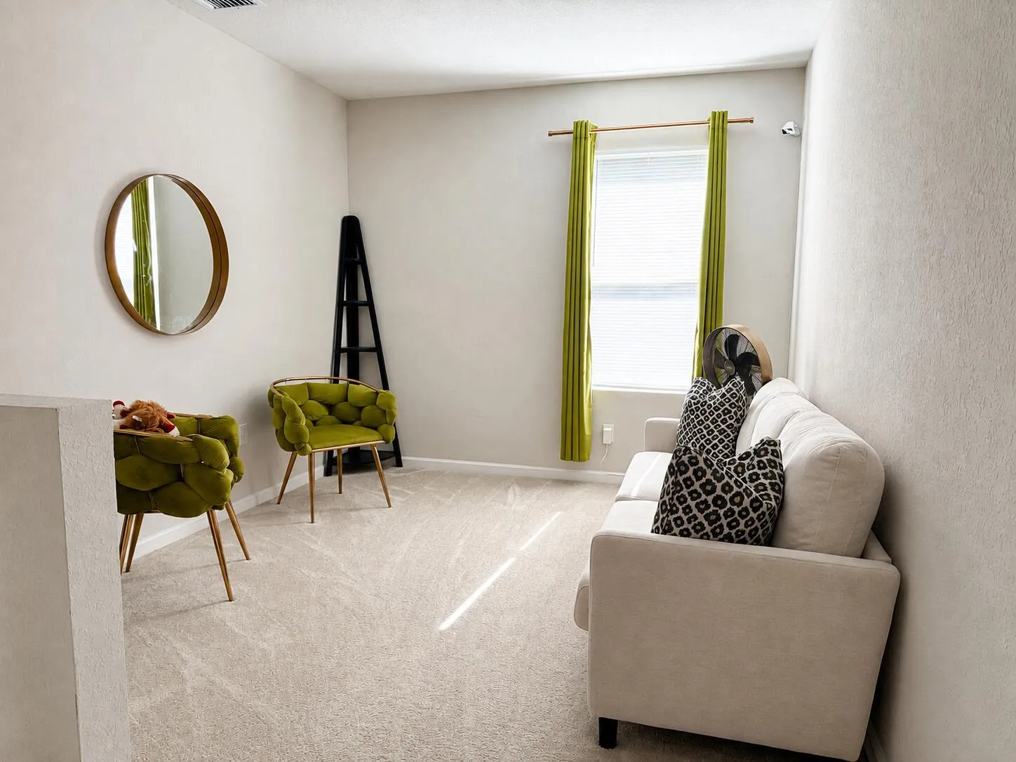 Loft 164 Dabou Loop