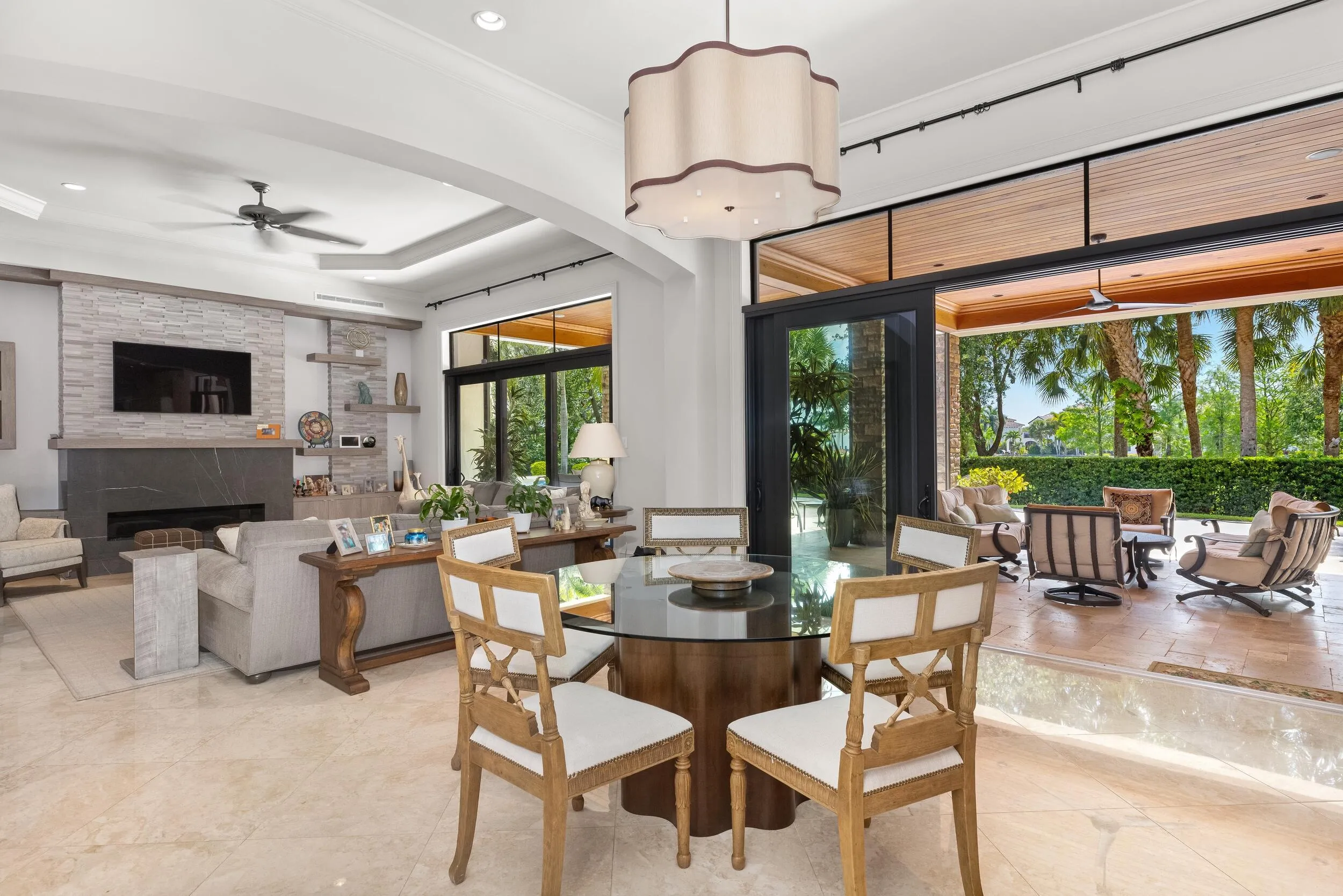 Breakfast Area 1
