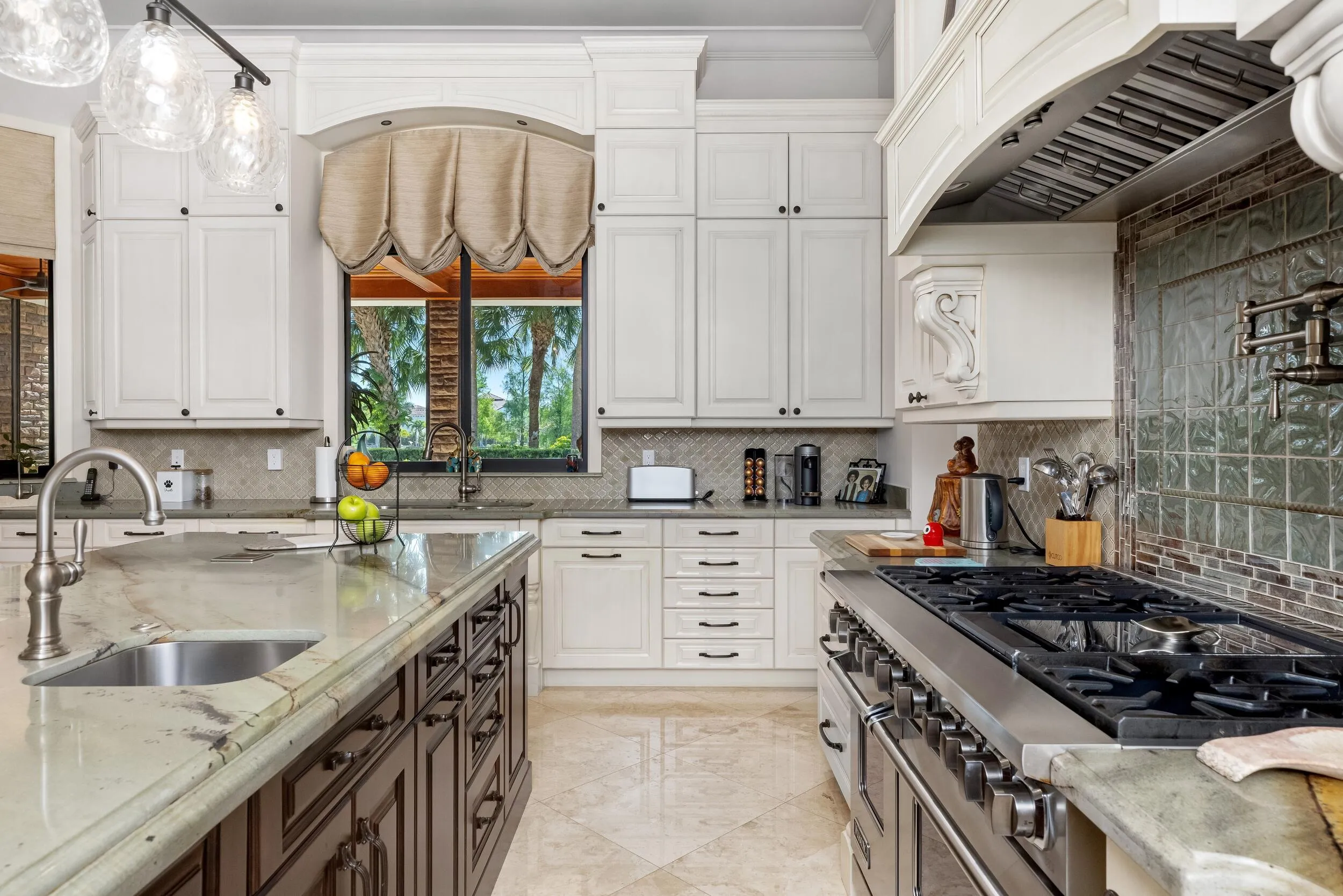 Kitchen 6