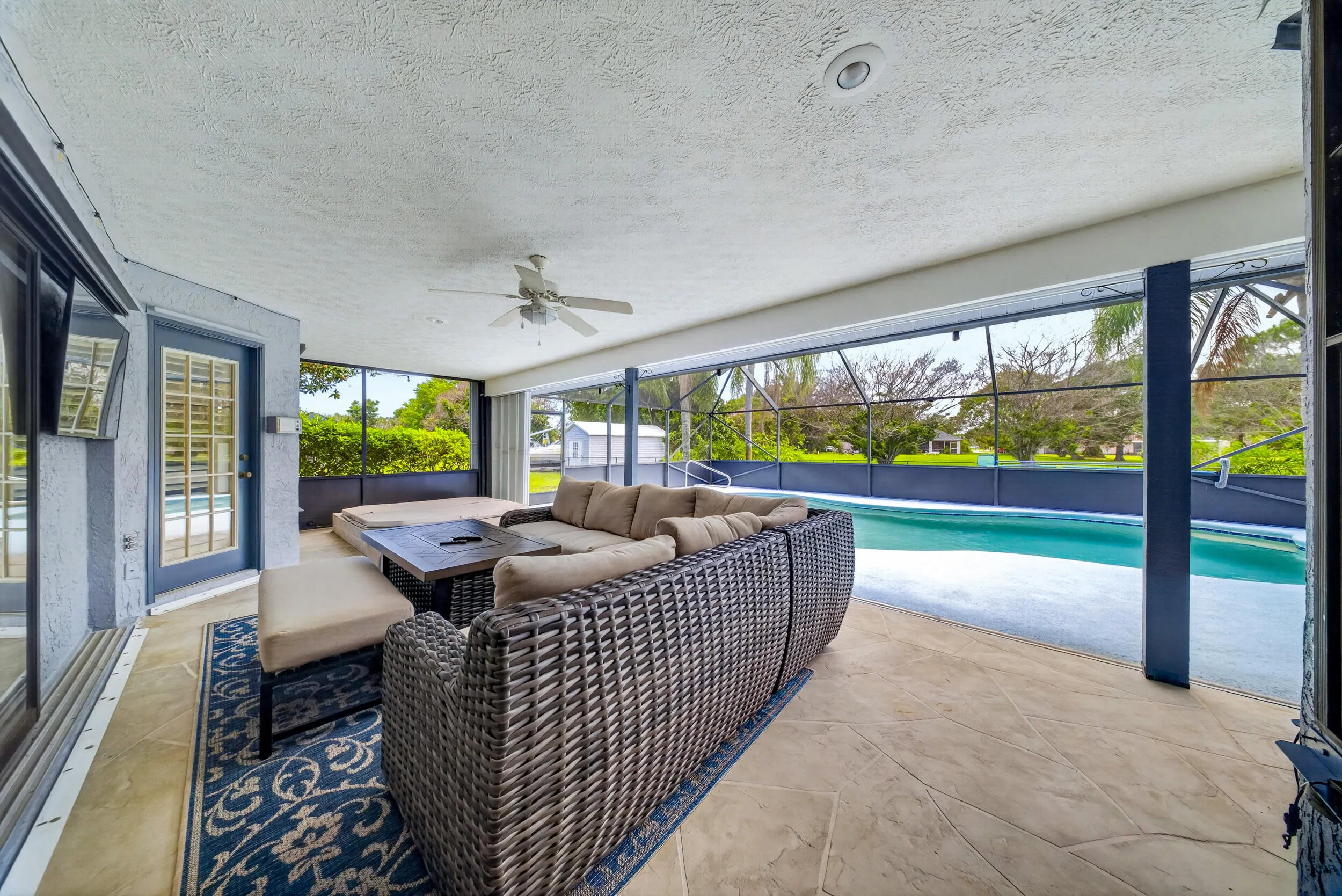 Property photo 38