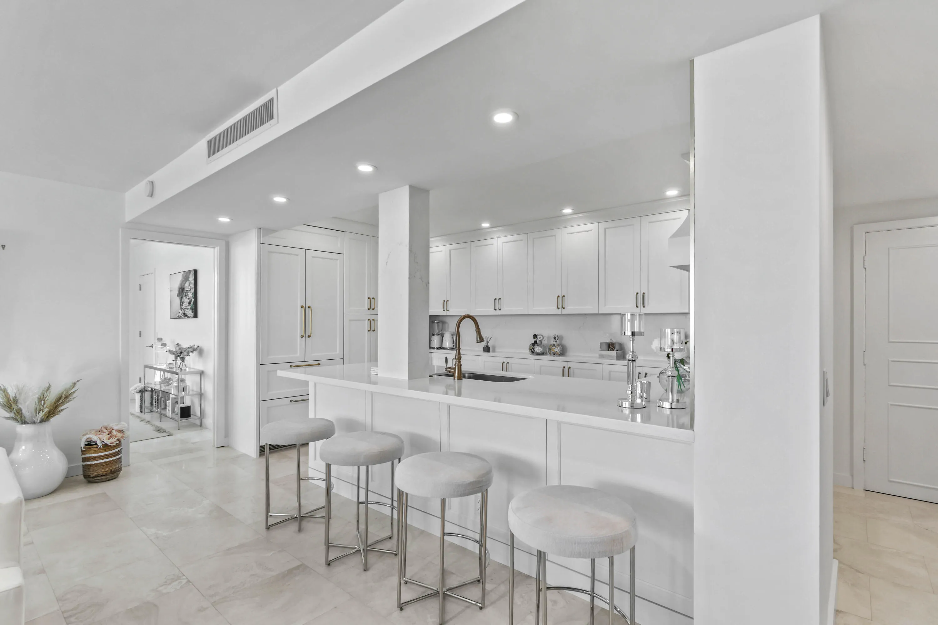 003-2295SouthOceanBoulevard-425-PalmBeac