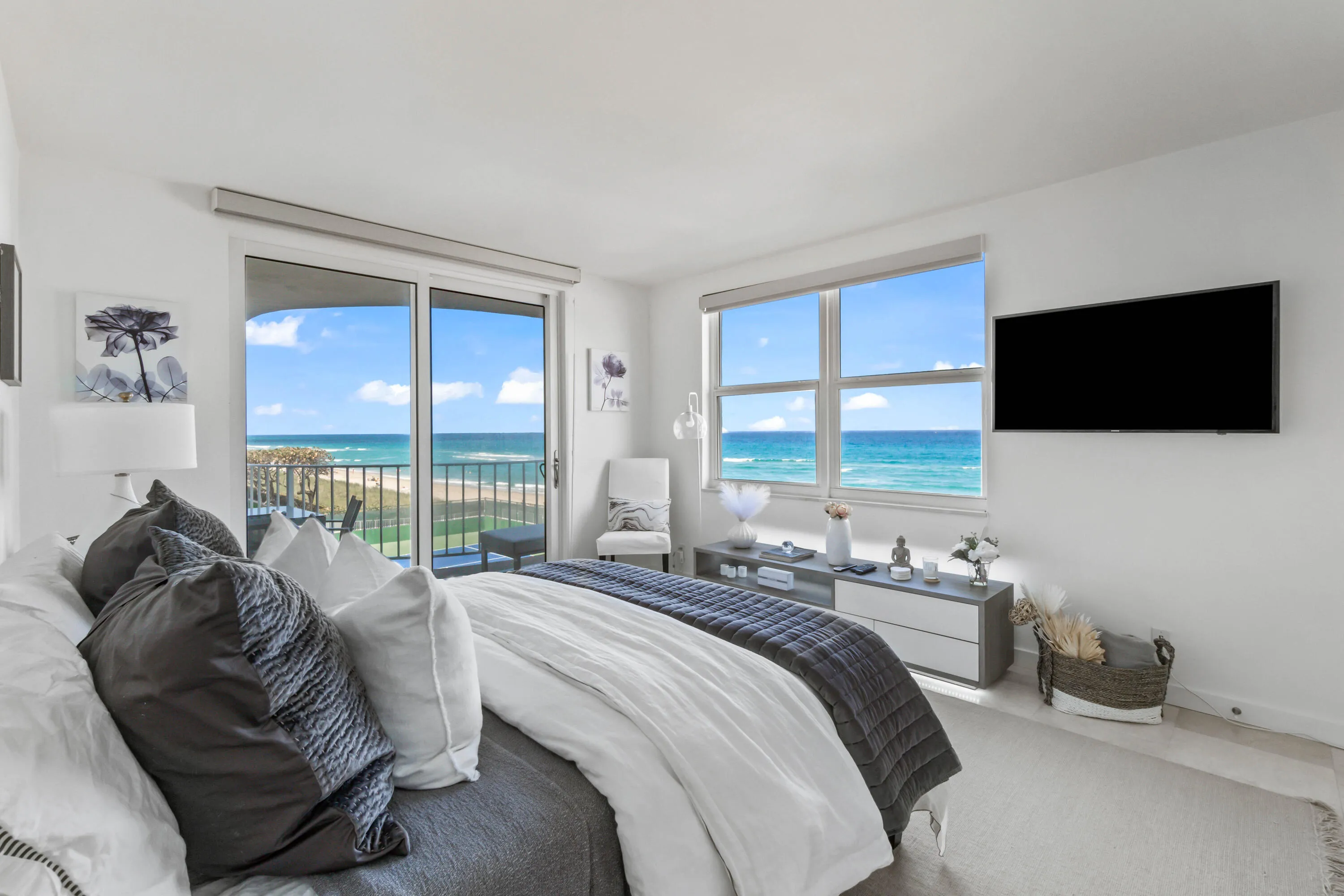 009-2295SouthOceanBoulevard-425-PalmBeac