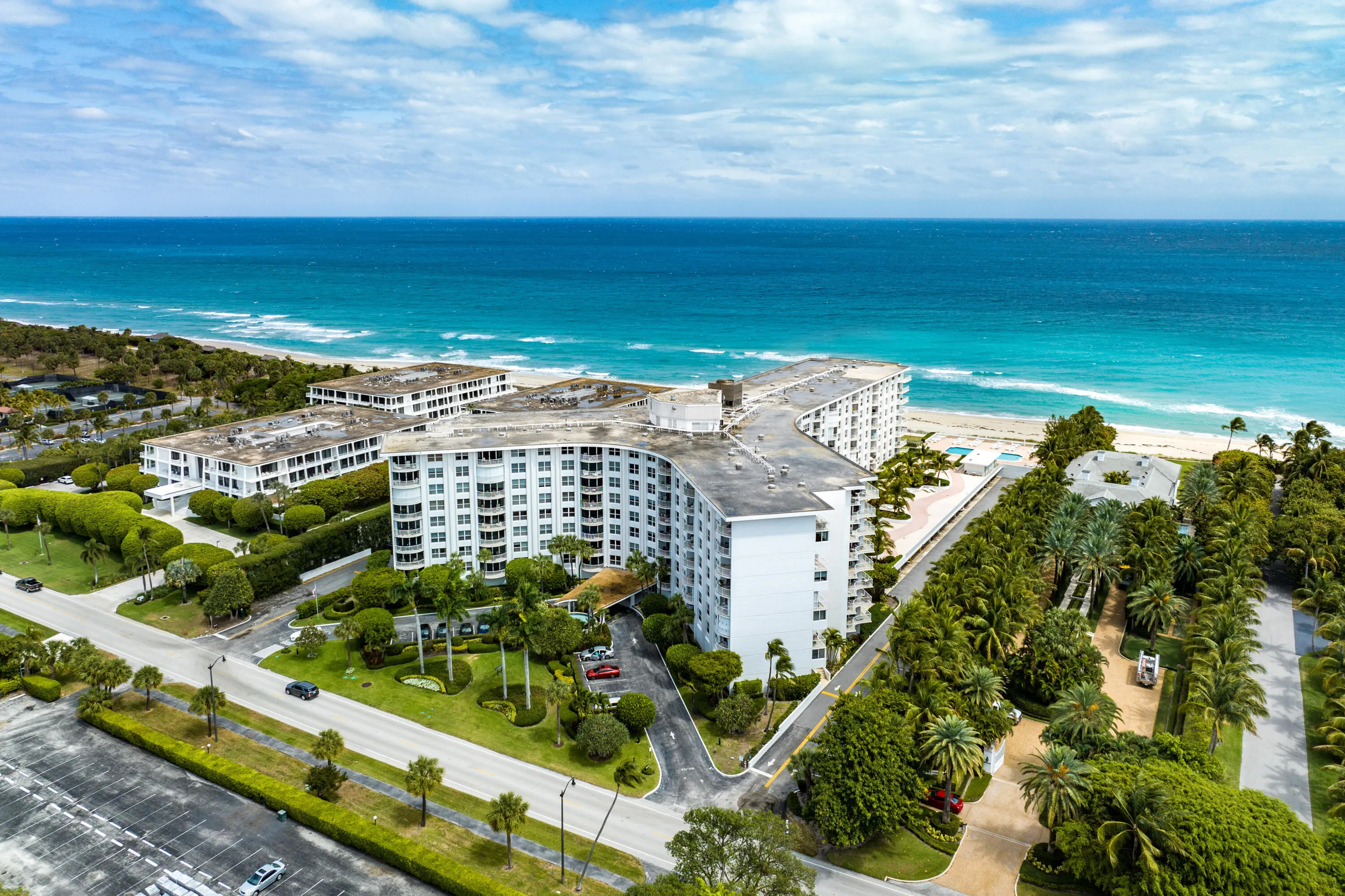 047-2295SouthOceanBoulevard-425-PalmBeac