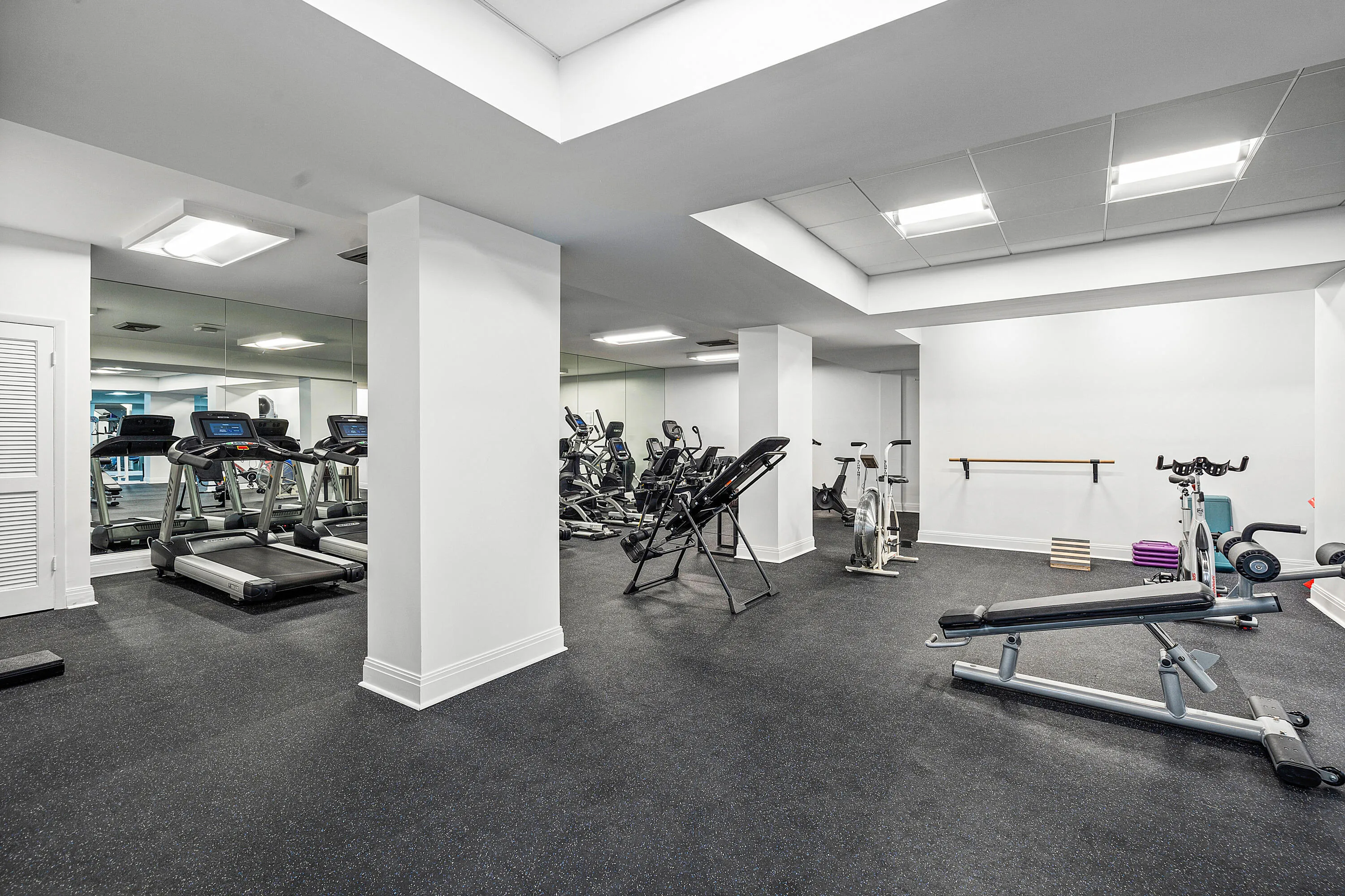 036-2295SouthOceanBoulevard-425-PalmBeac