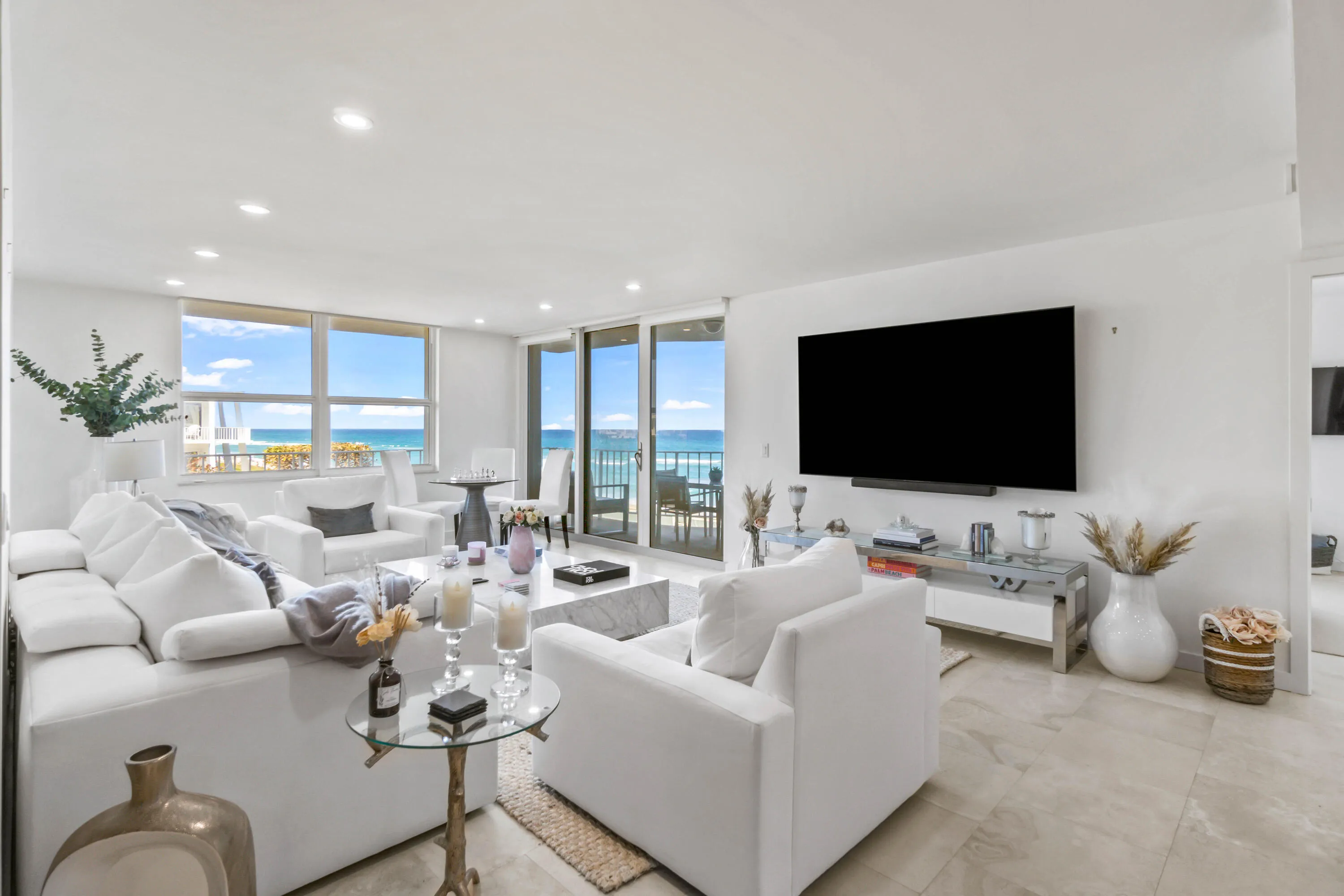 004-2295SouthOceanBoulevard-425-PalmBeac