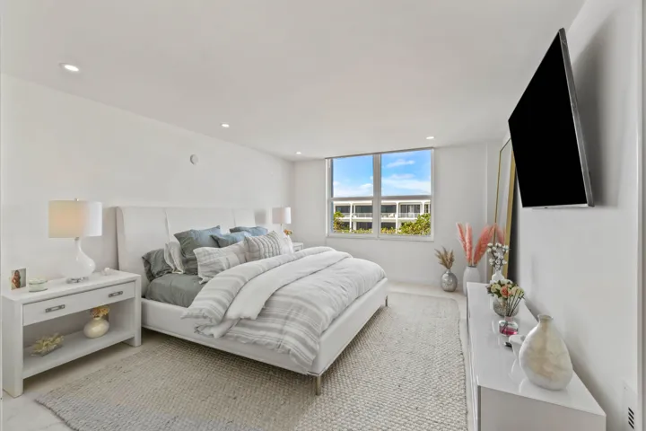 020-2295SouthOceanBoulevard-425-PalmBeac