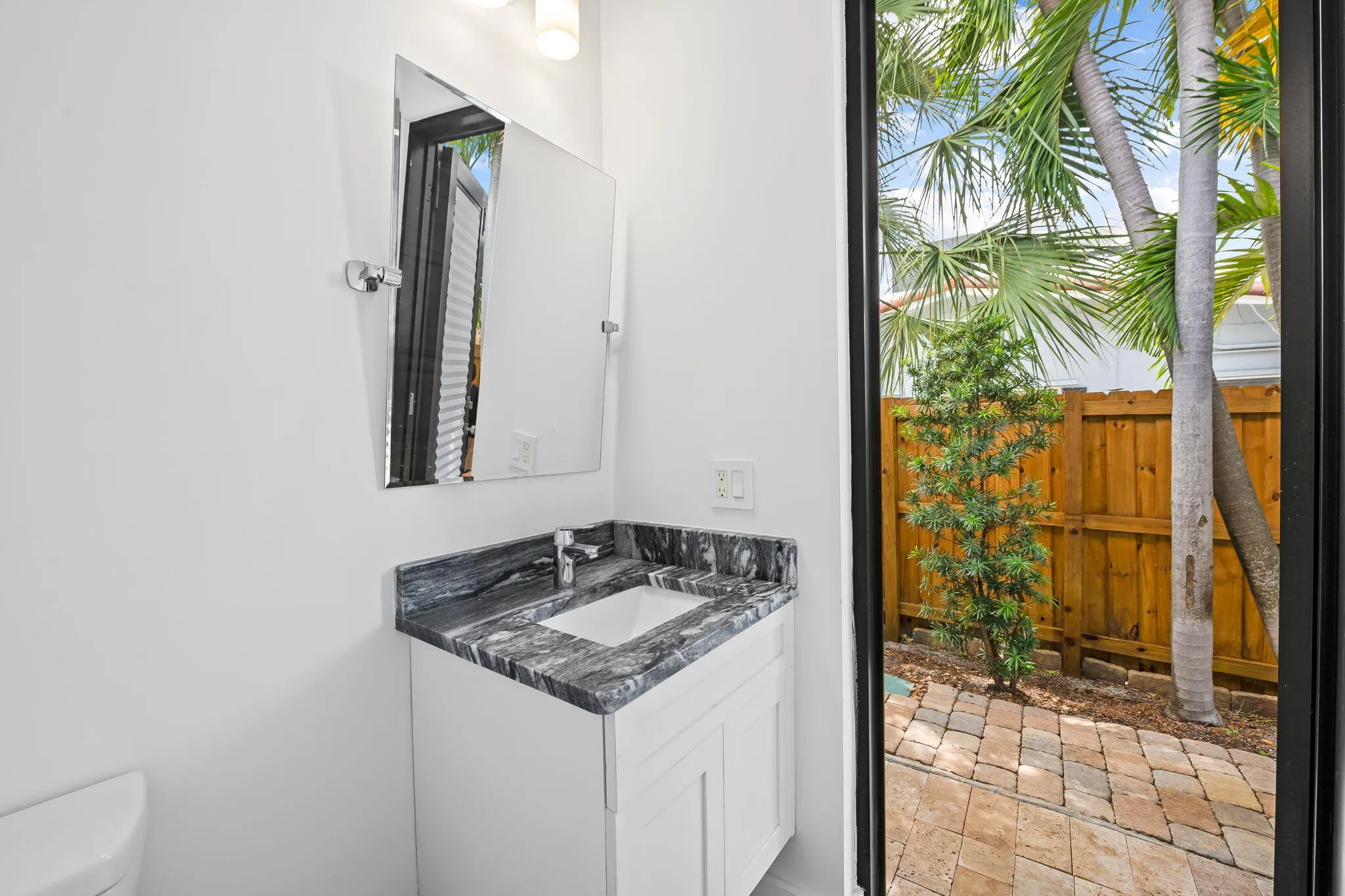 Cabana Bath