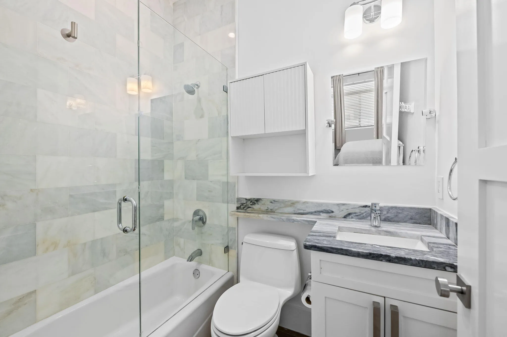 3209 bathroom guest
