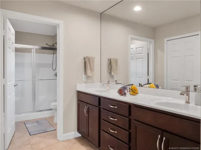 Double Vanity