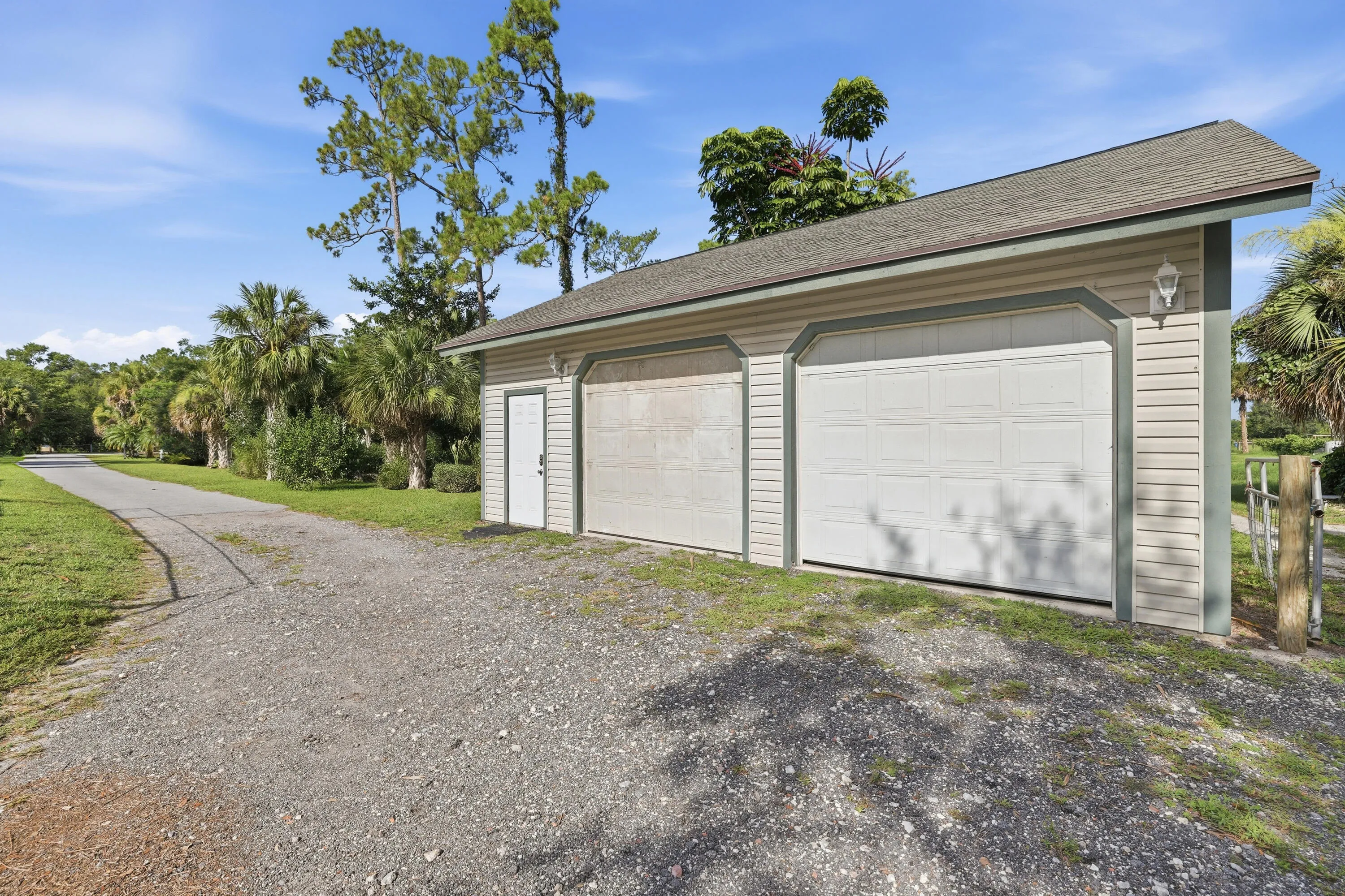 2 car garage